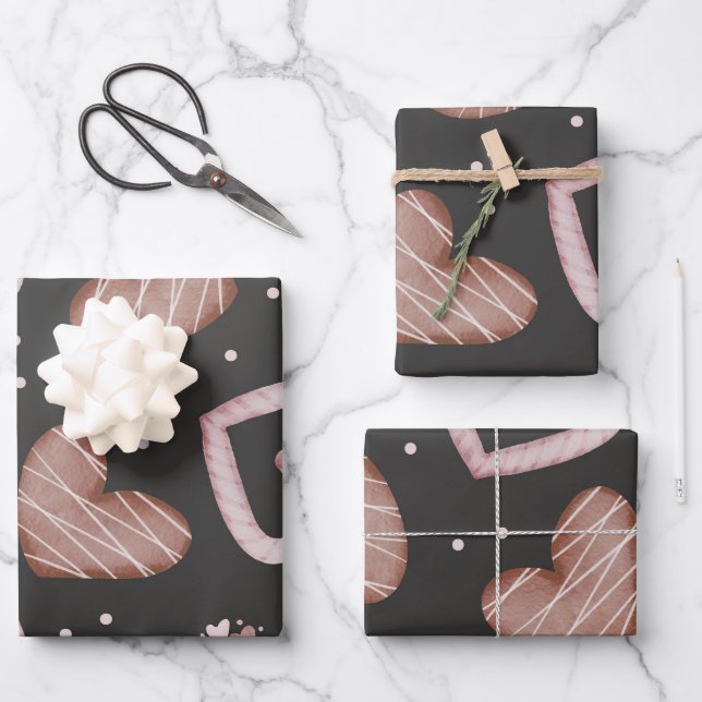 Hearts Pattern 35 Wrapping Paper Sheets (Front)