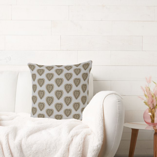 Hearts pattern throw pillow (Couch)