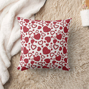Hearts Red Roses Pattern Minimalist Valentine's Throw Pillow