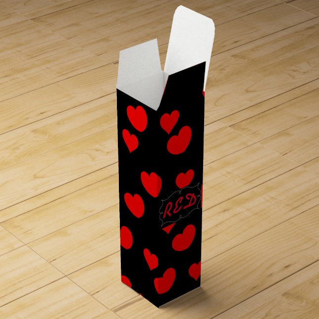 Hearts Wine Gift Box (Opened)