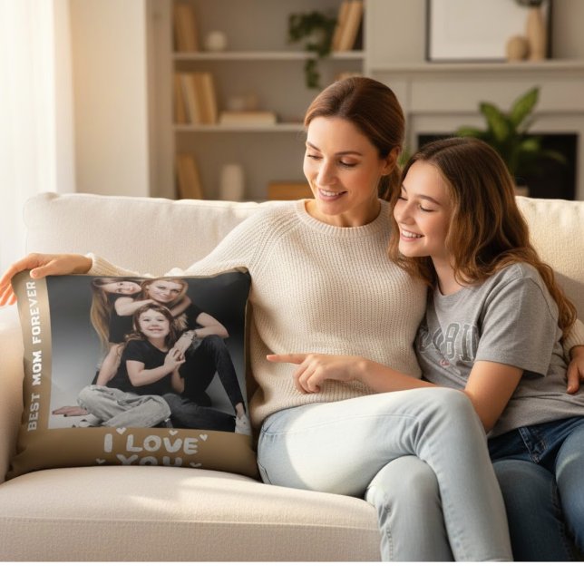 Heartwarming Mother's Day & Birthday Gift for Mom Throw Pillow (Creator Uploaded)