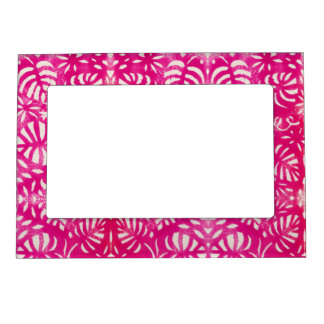 Hearty Vine Magnetic Frame