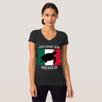 HECHO EN MEXICO Green Sea Turtle T-Shirt
