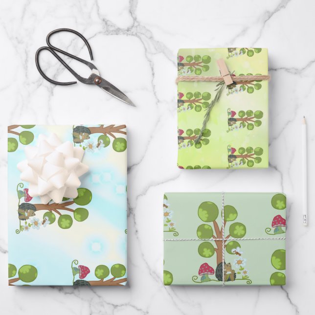 hedgehog under tree wrapping paper sheets (Front)
