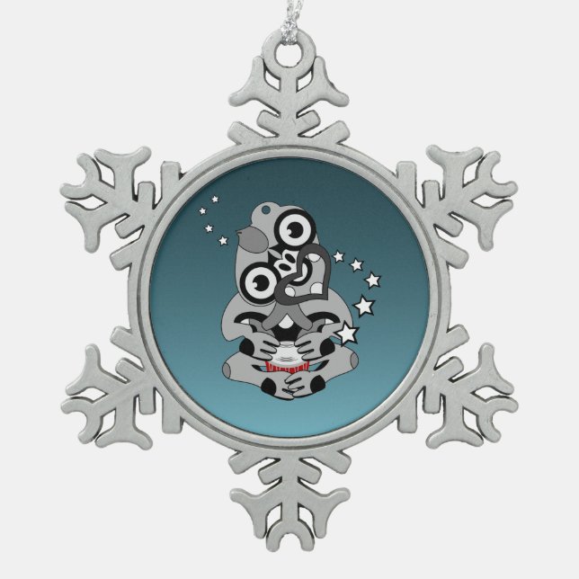 Hei Tiki New Zealand Drum Maori design Snowflake Pewter Christmas Ornament (Front)