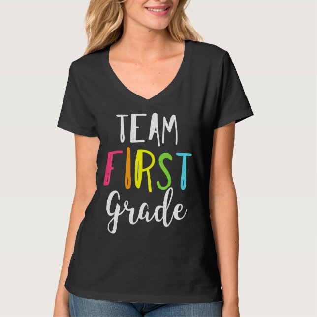 Hello First Grade Team 1st Grade Back To School Te T-Shirt (Front)