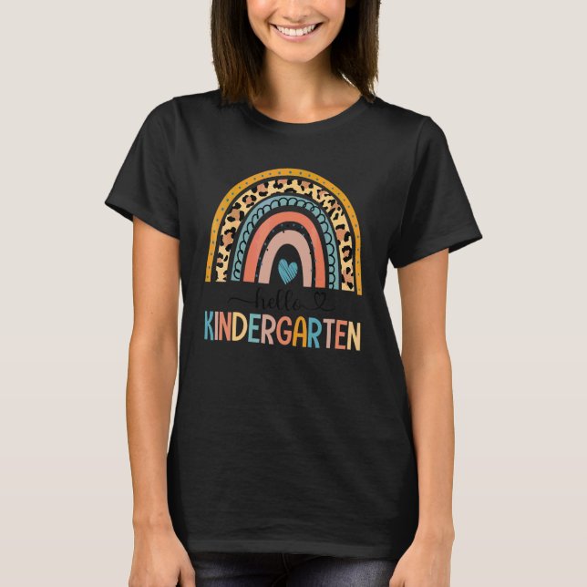 Hello Kindergarten Rainbow First Day Team Kinder S T-Shirt (Front)