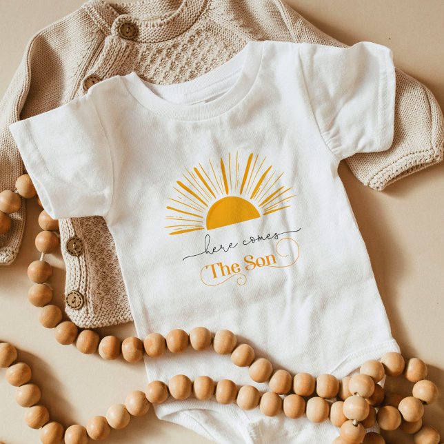 Here comes the son baby shower gift bodysuit (Creator Uploaded)