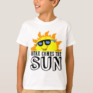 Here Comes The Sun Beach Lover Summer Vacation for T-Shirt