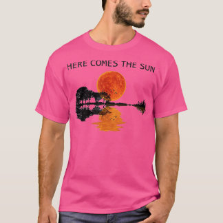 Here Comes The Sun Guitar Shadow Water Retro Sunse T-Shirt