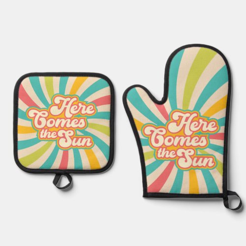 Here Comes The Sun Retro Summer Vibes Oven Mitt  Pot Holder Set