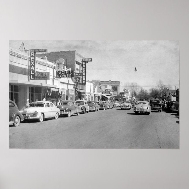 Hermiston, Oregon Main Street View Photograph Poster (Front)