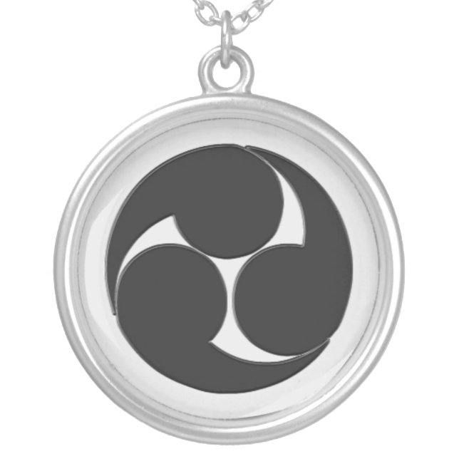 Hidari Mitsudomoe Pendant (Front)