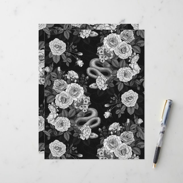 Hidden in the roses 3 (Front/Back In Situ)