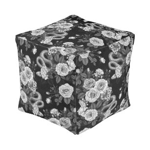 Hidden in the roses 3 pouf