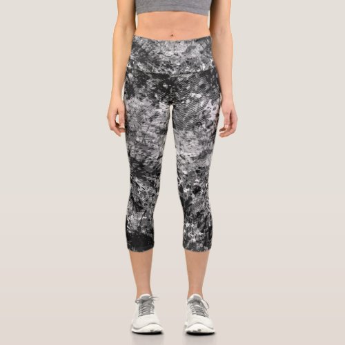 High Waisted Capris printed abstract gray