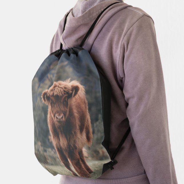 Highland cow calf autumn grass field drawstring bag (Insitu)