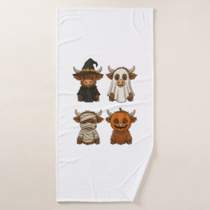 Highland Cow Halloween Funny Fall Spooky Bath Towel