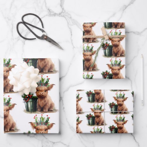 Highland Cow Holly Crown Wrapping Paper 