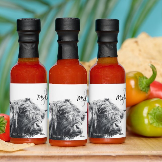 Highland cow portrait initial monogram black white hot sauces (Multi)