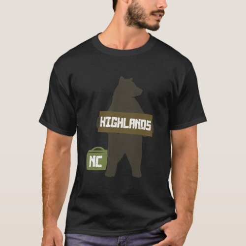 Highlands North Carolina Nc Cute Hitchhiking Bear T_Shirt