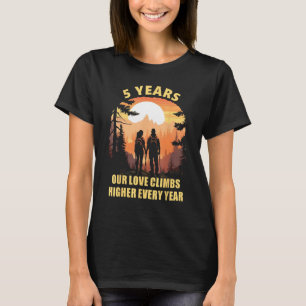 Hiker 5 Years Married Hike Gear Hiking Couple T-Shirt