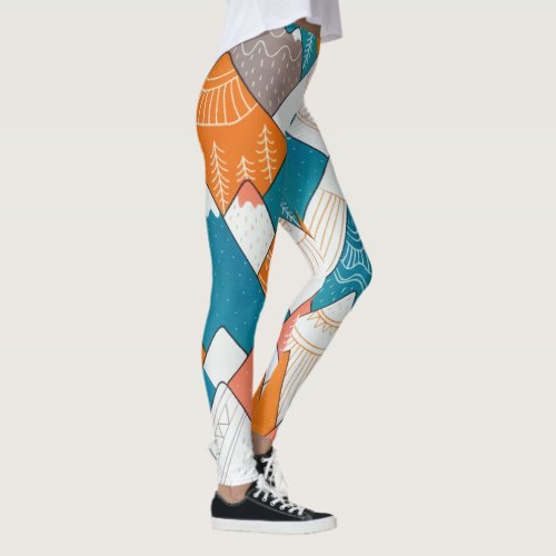 Hiking Camping World Travel Mountain Peaks Leggings