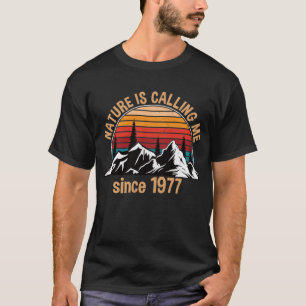 Hiking Hiker Birthday 1977 Funny Gift T-Shirt