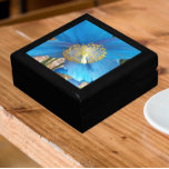 Himalayan Blue Poppy Floral Gift Box<br><div class="desc">Store trinkets,  jewelry and other small keepsakes in this wooden gift box with ceramic tile that features the photo image of a beautiful Himalayan Blue Poppy flower. A lovely,  floral design! Select your gift box size and color.</div>