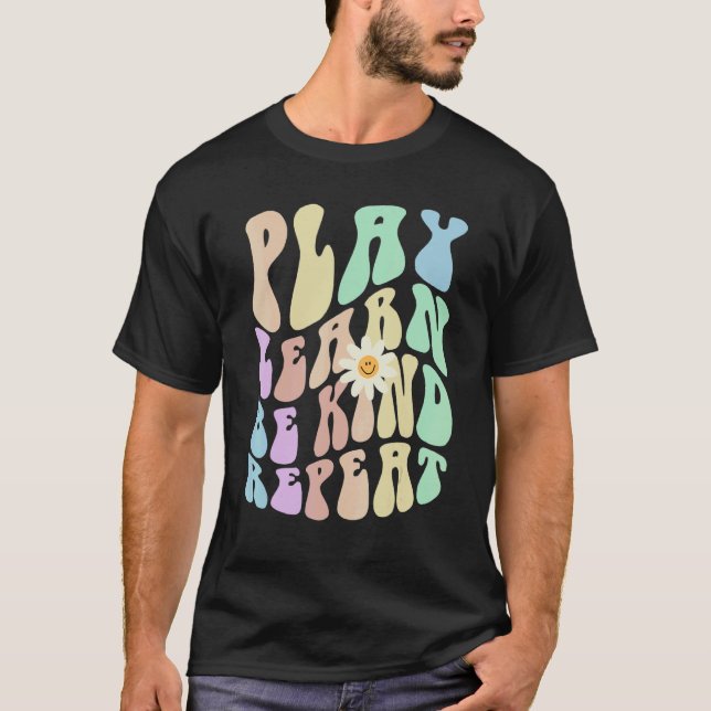 Hippie PLAY LEARN BE KIND REPEAT Retro Stop Bullyi T-Shirt (Front)