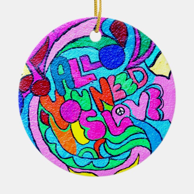 hippie-style peace love ornament (Front)