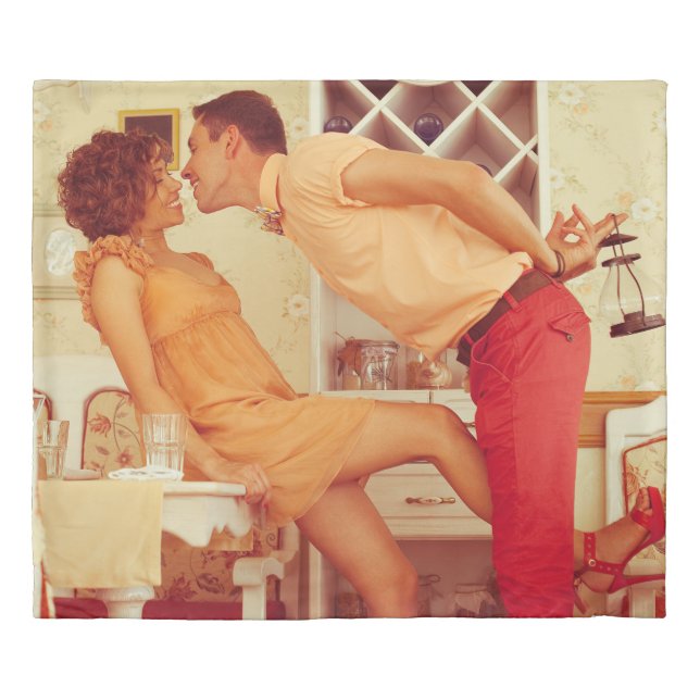 Hipster couple: trendy vintage café. duvet cover (Front)