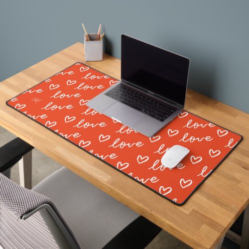 Hipster Love Pattern in Red Background Monogram Desk Mat