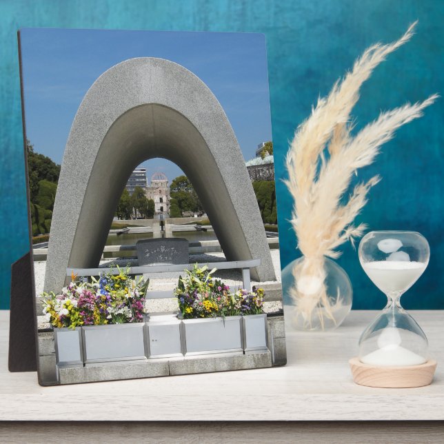 Hiroshima Memorial Cenotaph Plaque (Side)