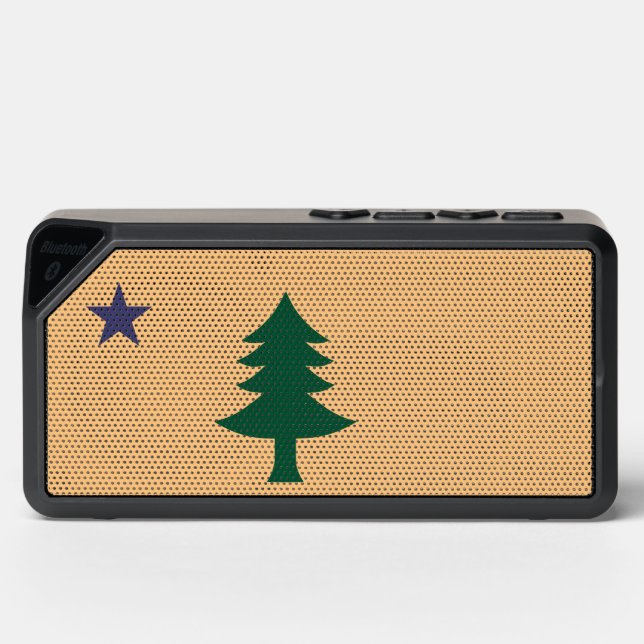 Historic Flag of Maine (1901–1909) Bluetooth Speaker (Front)