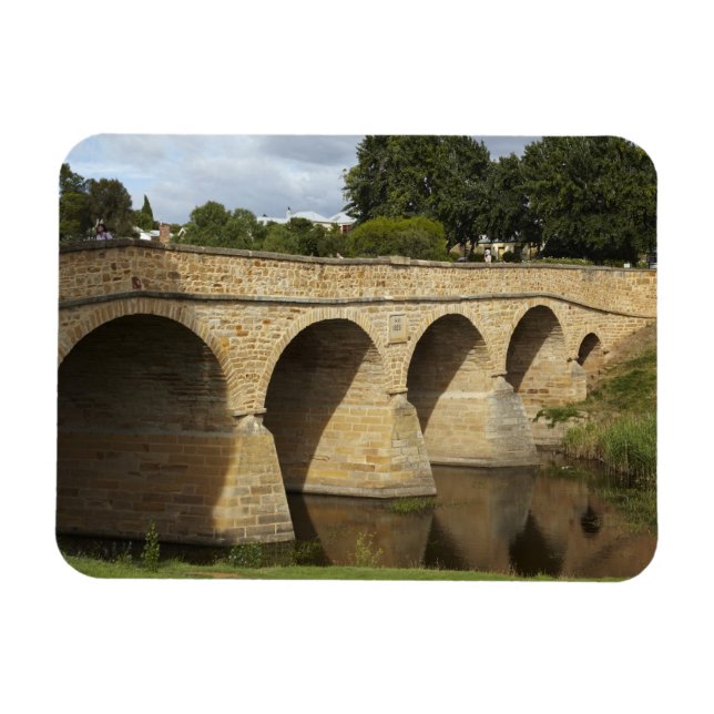 Historic Richmond Bridge (Australia's oldest Magnet (Horizontal)