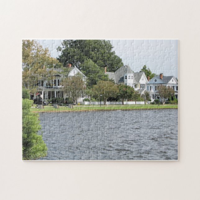 Historic Waterfront Homes, Edenton NC Puzzle (Horizontal)
