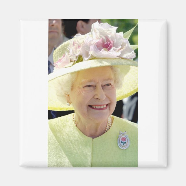 HM Queen Elizabeth II in Turquoise Hat Professiona Magnet (Front)