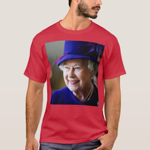 HM Queen Elizabeth II London Professional Photo HD T_Shirt