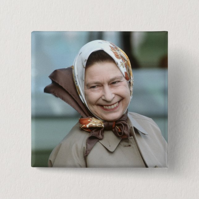 HM Queen Elizabeth II-Windsor 1983 Pinback Button (Front)