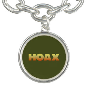 HOAX DESIGN CHARM BRACELET