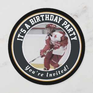 Such a great idea for party invites. Make it a hockey team, though ;)