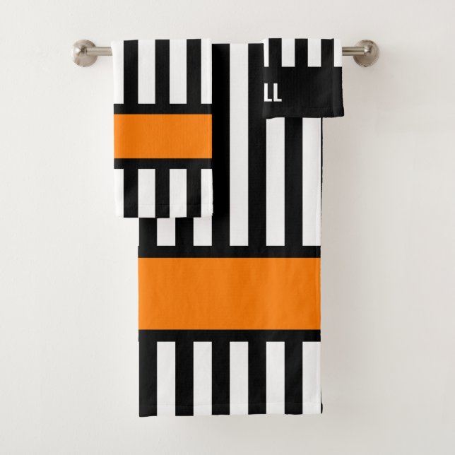 Hockey Referee Stripe Personalized Bath Towel Set (Insitu)