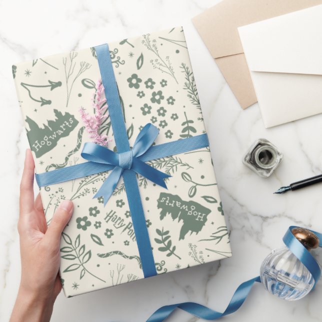 HOGWARTS™ Herbology Magic Pattern Wrapping Paper (Gifting)