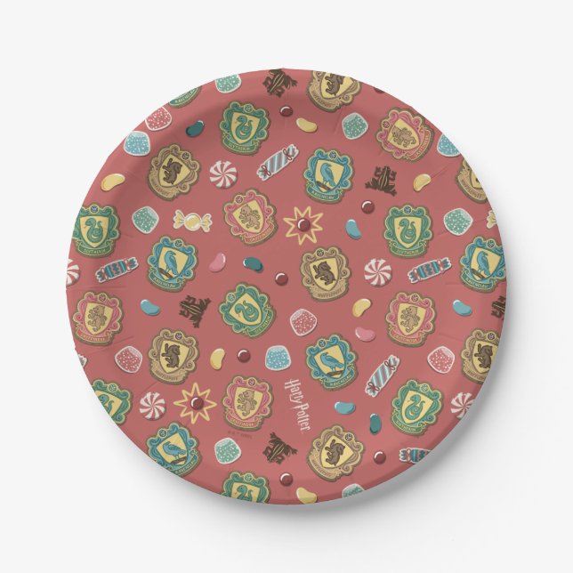 HOGWARTS™ Houses Holiday Cookie Pattern Paper Plates (Front)