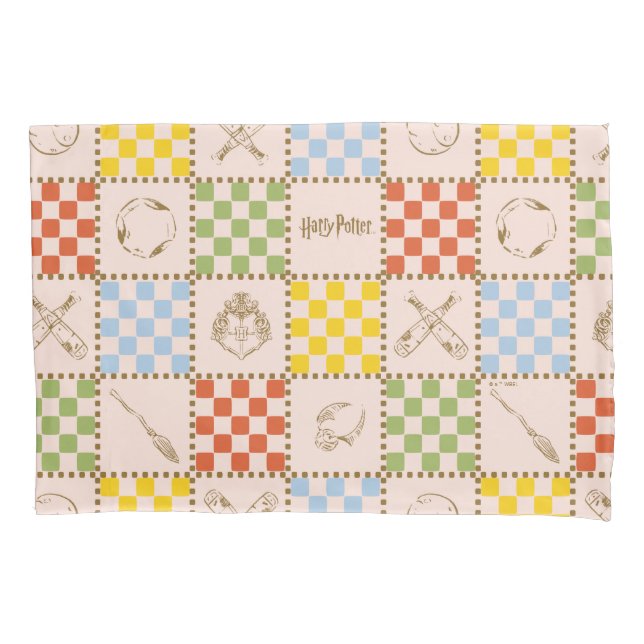 HOGWARTS™ QUIDDITCH™ Team Checker Pattern Pillow Case (Front)