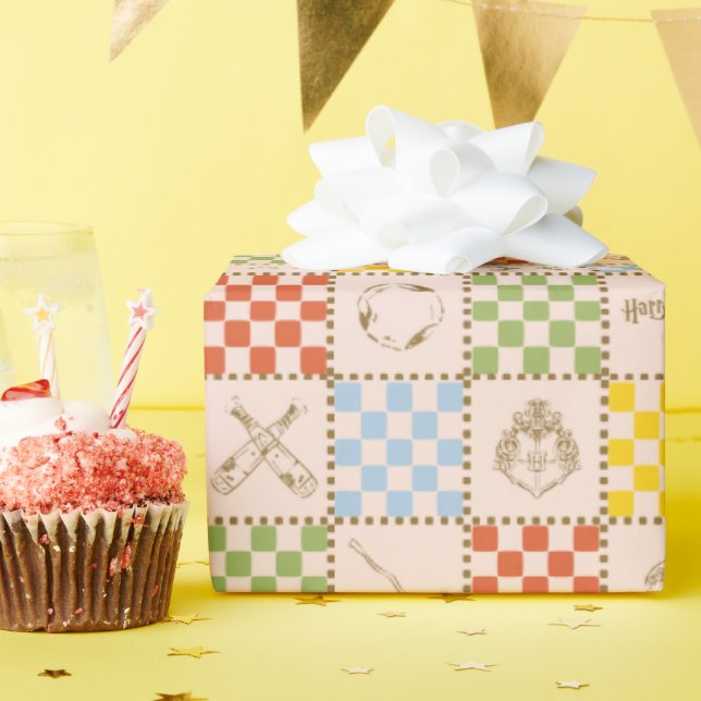 HOGWARTS™ QUIDDITCH™ Team Checker Pattern Wrapping Paper (Birthday Party)