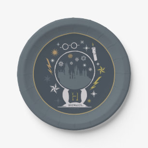 HOGWARTS™ Snow Globe Graphic Paper Plates