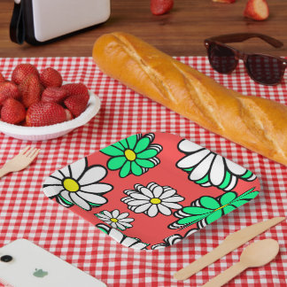Holiday Bloom: Festive Red & Green Paper Plates