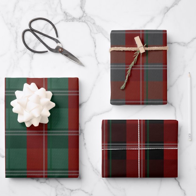 Holiday Buffalo Plaid Pattern Wrapping Paper Sheets (Front)